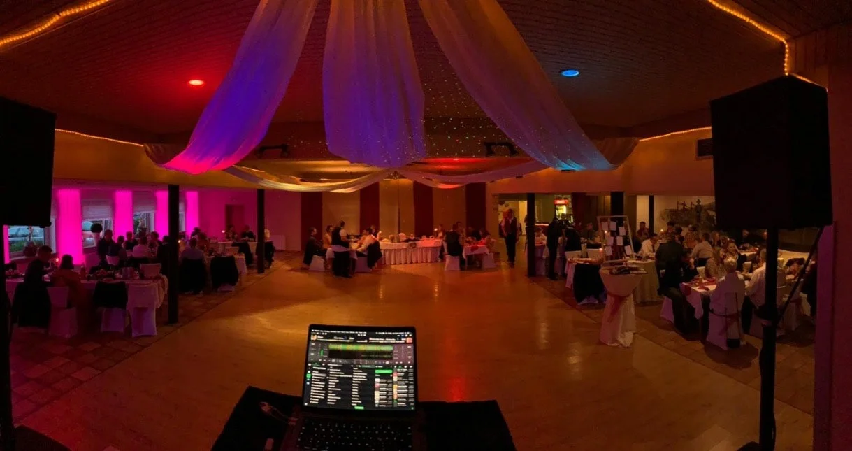 Wedding DJ